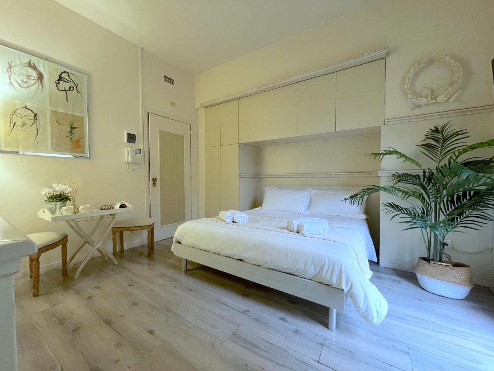 Charming Studio Next To The Duomo Florens Exteriör bild