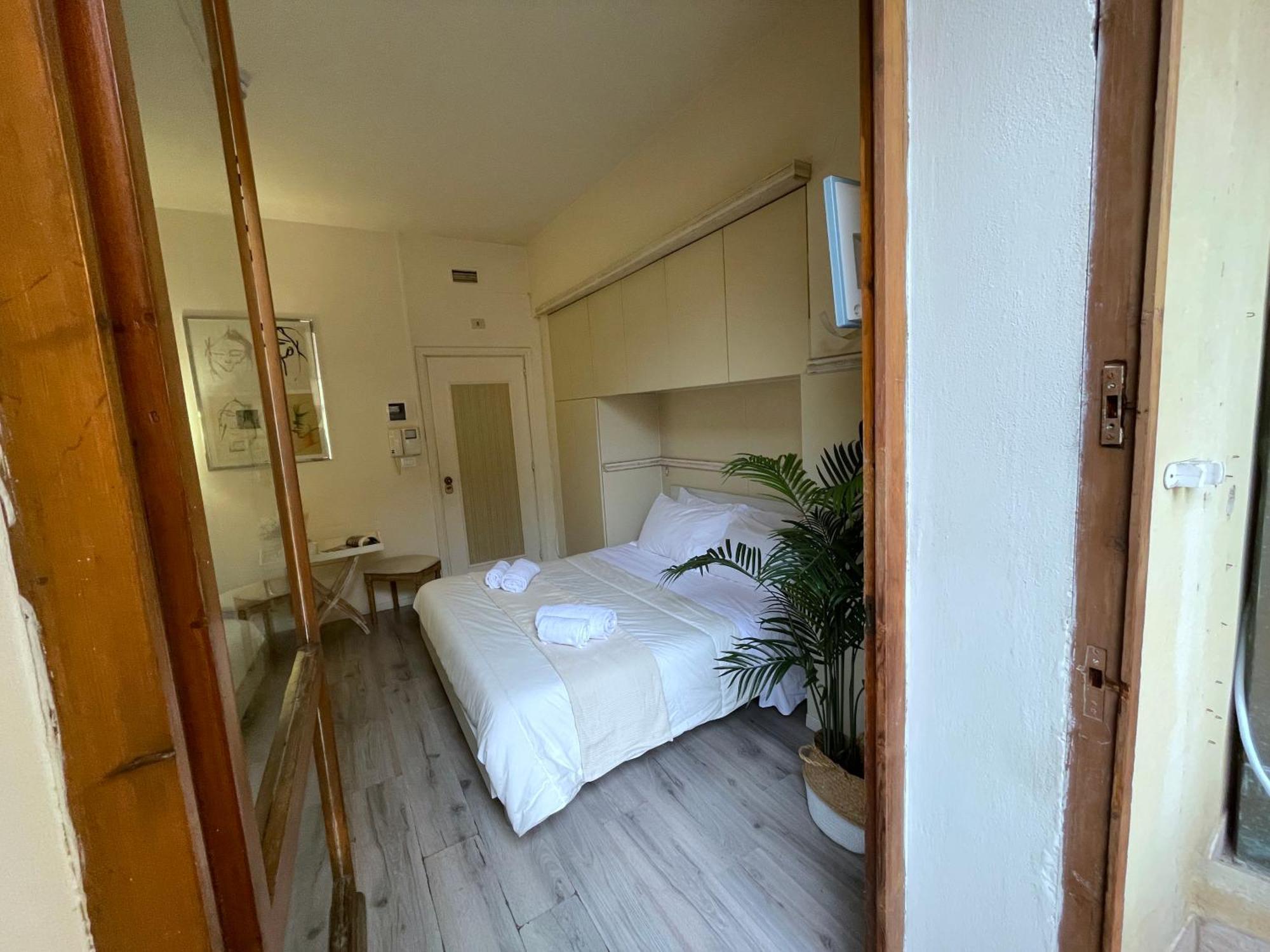Charming Studio Next To The Duomo Florens Exteriör bild